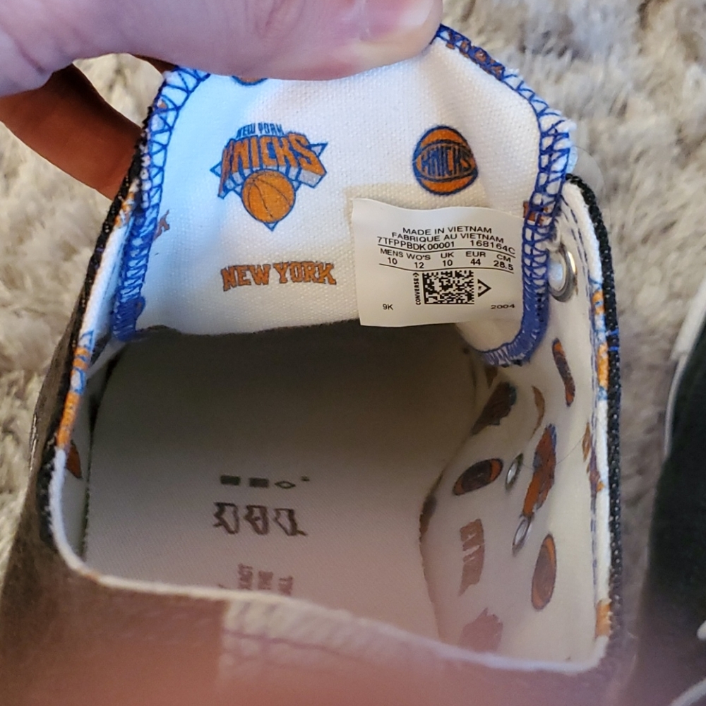 Custom Knicks Converse Denim Sneakers (Size 10) - Picture 6 of 7